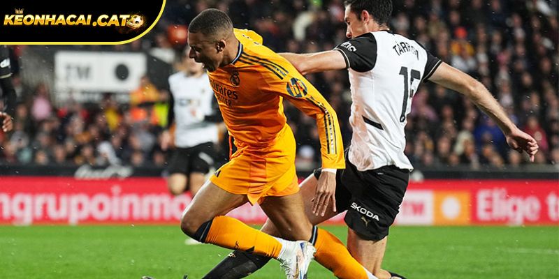 Soi kèo Valencia vs Real Madrid chi tiết