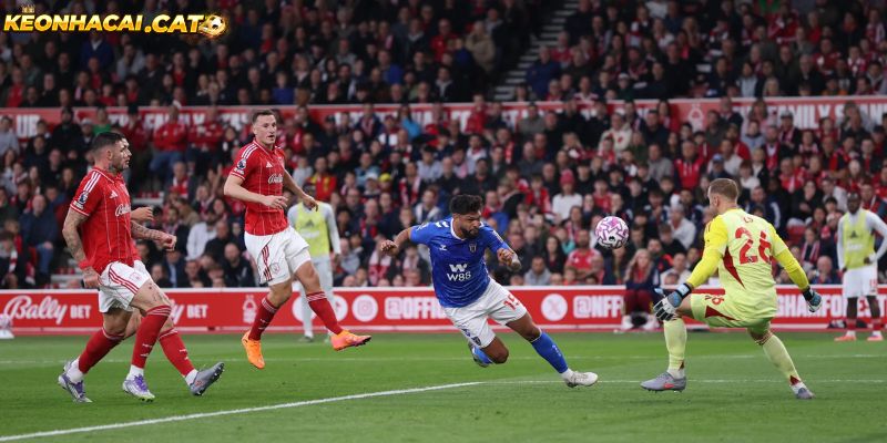 Soi kèo Sunderland vs Nottingham chi tiết